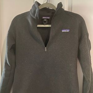 Womens Patagonia 3/4 zip dark grey size S